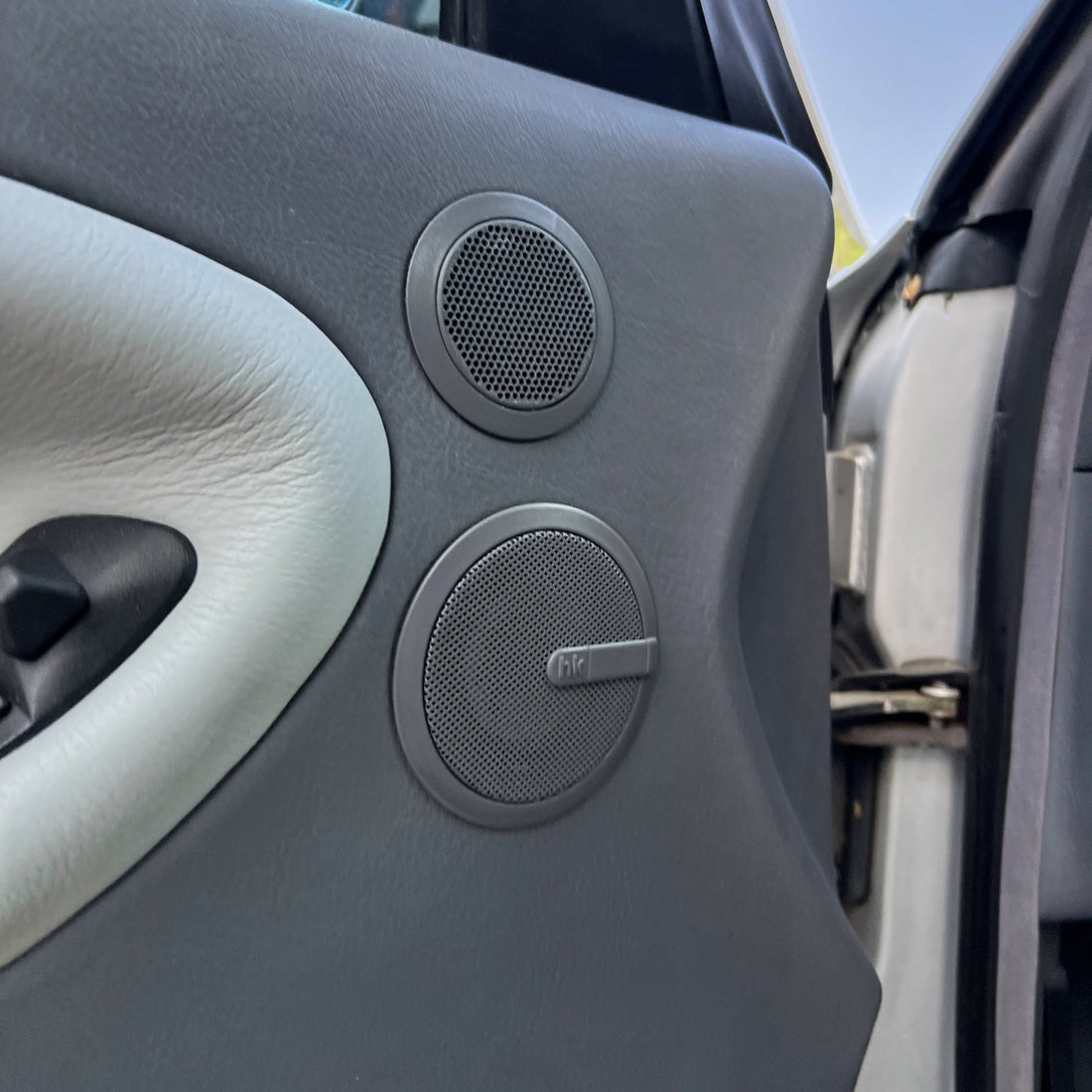E36 Tweeter Housing & Grille
